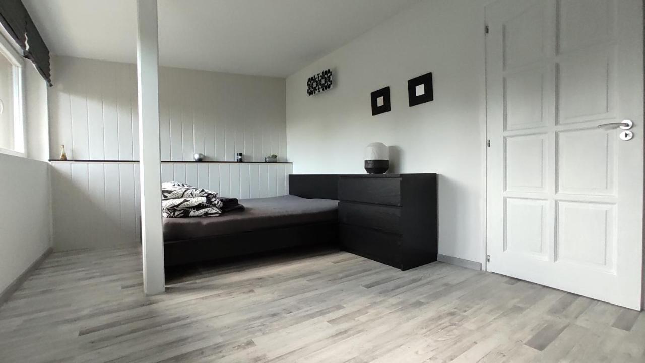 Flora House 3 Minutes From Lake Balaton 케츨리 외부 사진