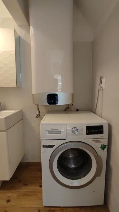 Flora House 3 Minutes From Lake Balaton 케츨리 외부 사진